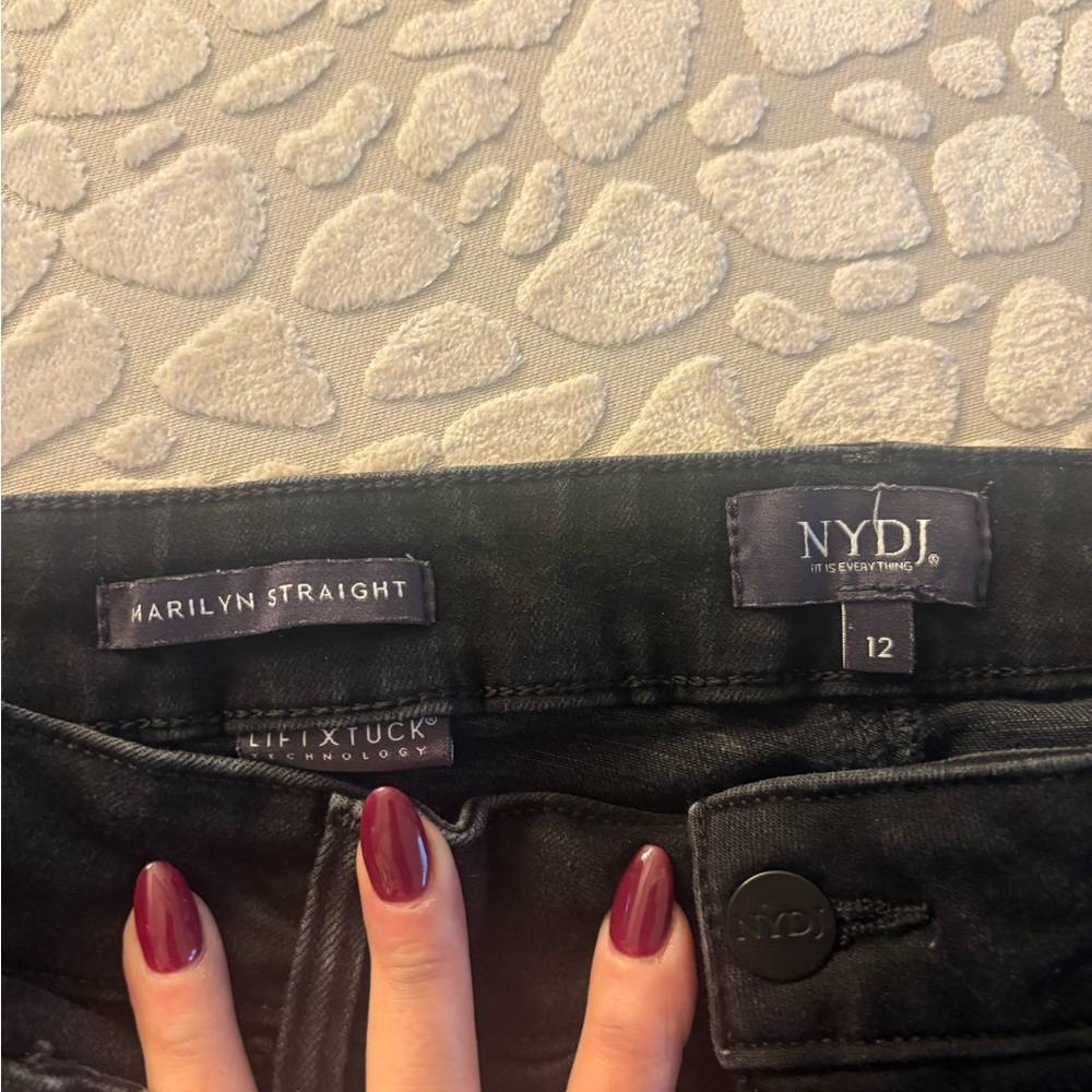 NYDJ Women's Classic Black Marilyn Straight Leg Jeans - Picture 2 of 2